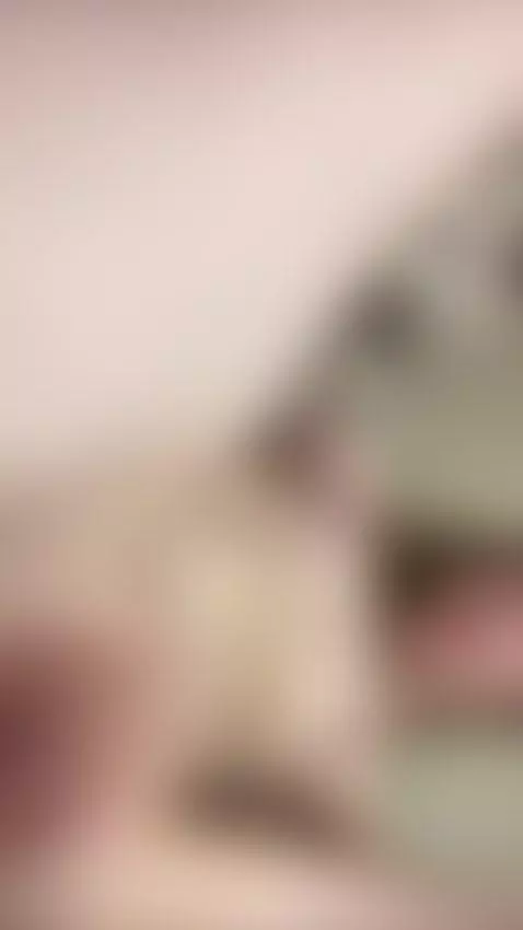 When confidence looks like this. Follow 😏 by leilaleilaa