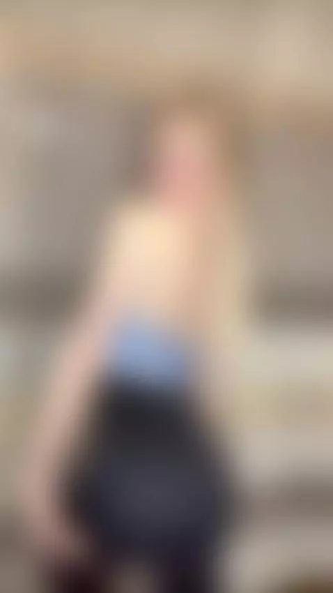 She knows the power of every move 💎 Watch closely by leilaleilaa