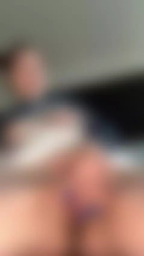 Do I look good in this skirt? 😍 by oflola