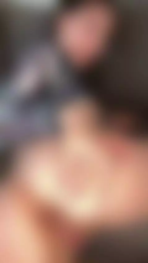 Would you like to have some fun with my little hole?🥵🍑 by oflola