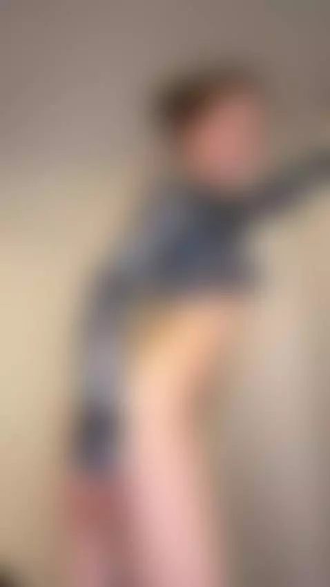 Is this butt quite attractive?🍑🤭 by oflola