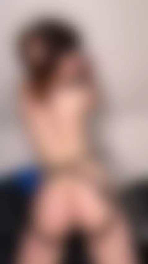 Enjoy this view of her butt🍑😍 by oflola