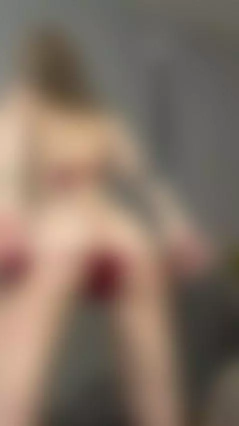 😈Blonde hair tangled from rough play 💋 See my OF by sofaaaaaaaaaa