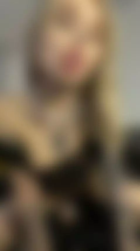 😈Blonde hair messy and sexy as hell 💋 Unlock OF by sofaaaaaaaaaa
