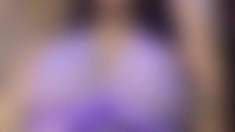 live show - https://es.stripchat.com/kylie_collins by kylie-collins