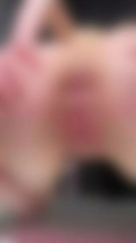 Spreading pink & curling fingers inside 👅 Join OF by mmmmona