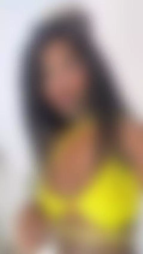 Feeling extra cute… and a little dangerous today😏💖 by agathasamuels