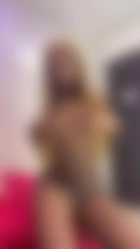 finally live... come keep me company 🎀✨ by agathasamuels