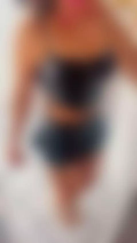 Just finished a very sensual photoshoot…
My OnlyFans is FREE... by ninaferrerof