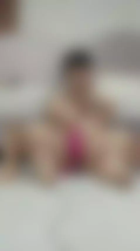 playing with my pussy and having a great orgasm by pamelabonnet