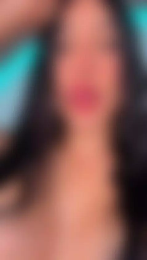 Online now in Stripchat and camsoda by reinachloe