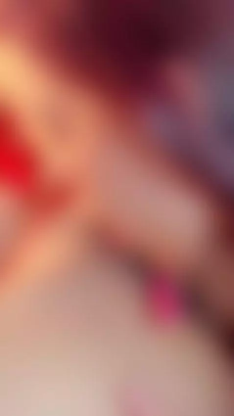 Sammy sucks my pussy really well, moistening it with his swe... by allisonsamy