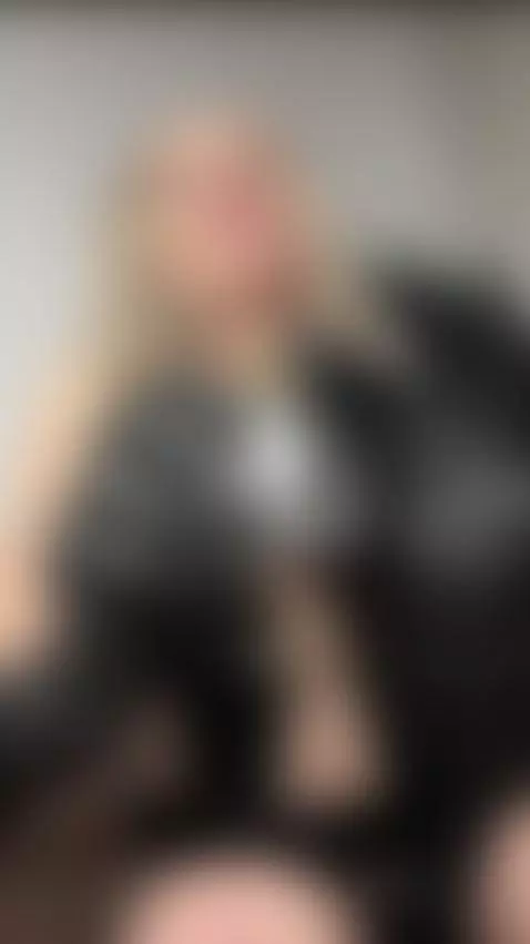 She teases and waits for your like 💋 by goddessivanna