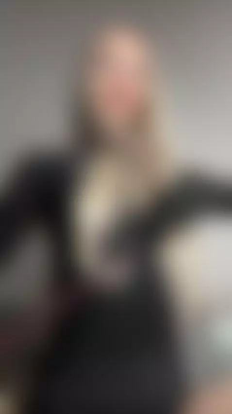 Behind the scenes it’s even hotter… OnlyFans ❤️ by goddessivanna