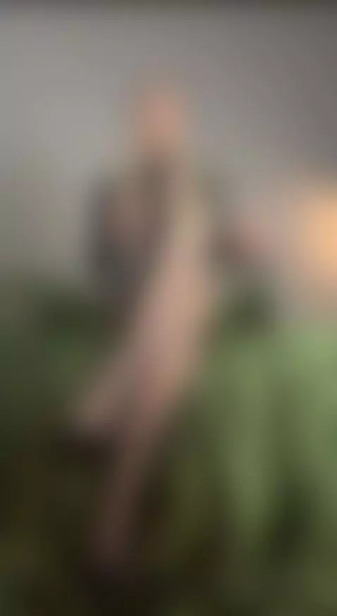 Want me closer? 💋 Subscribe to my OnlyFans by goddessivanna