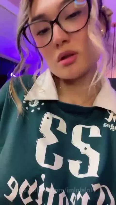 Those big tits... Would you like to imagine touching them? by imlolalola