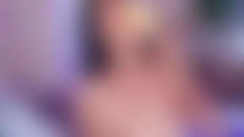 🍑Live from 11 a.m. to 4 p.m. Colombia time😽https://stripchat... by hannagomery