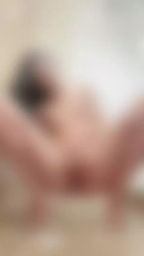 Today I have to masturbate in the shower and squirt by emma-soull