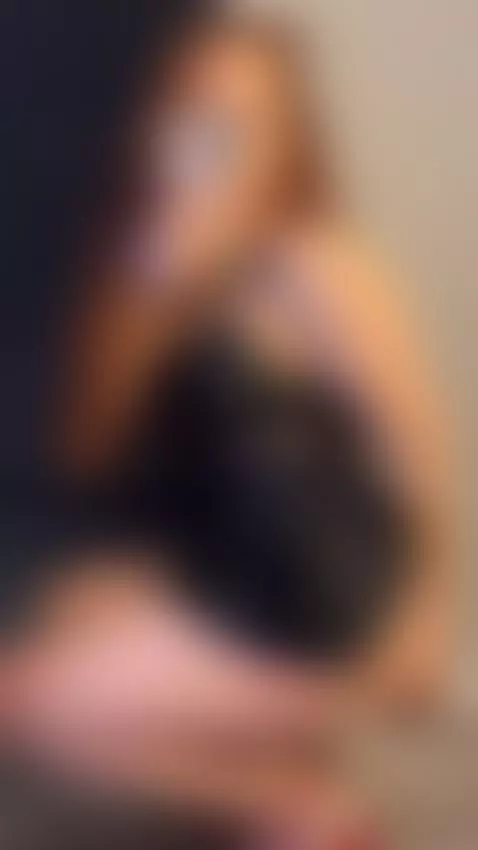 My body answers every fantasy 💋 by foxyyydi