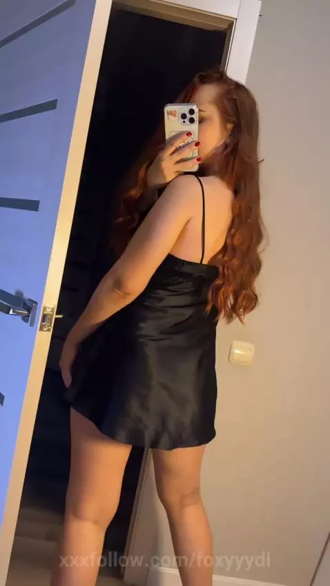 I move like I dream 😏🫦 by foxyyydi