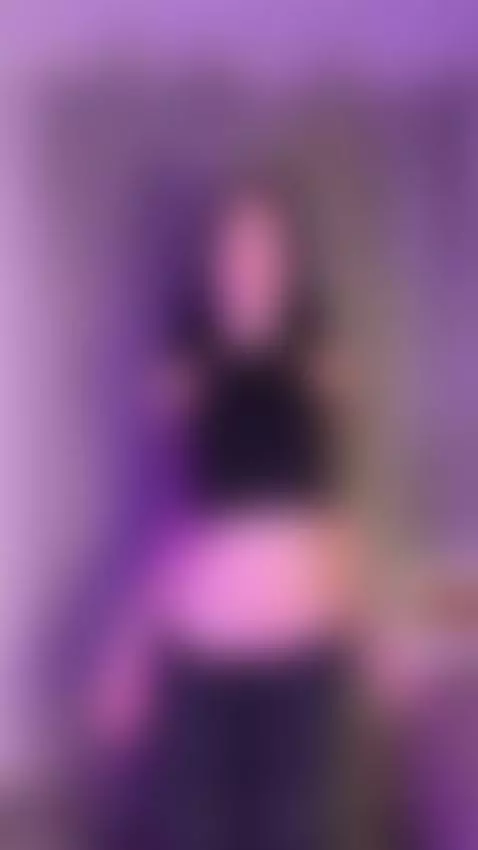 Sometimes just one look is enough...👁💘 subscribe to Olifans by asyaelfie