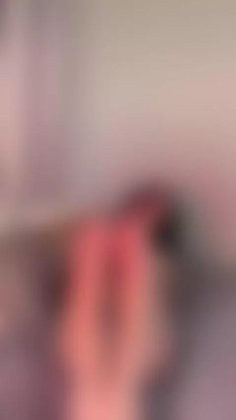 I filmed this at night. The night feed is waiting on OnlyFan... by asyaelfie