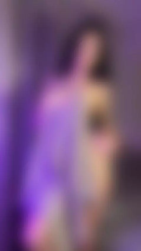 I know how to hold attention. And how to continue - OnlyFans by asyaelfie