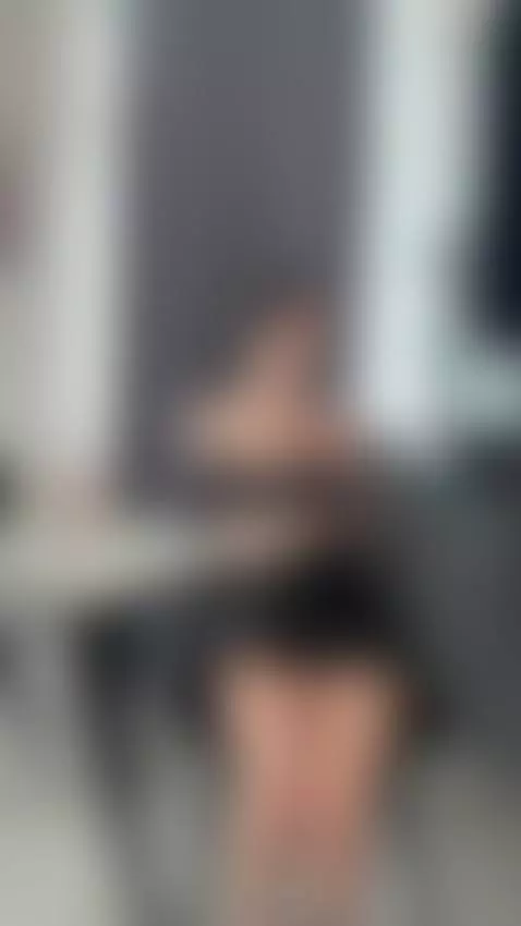 This is too small. There's plenty of room on OnlyFans by asyaelfie