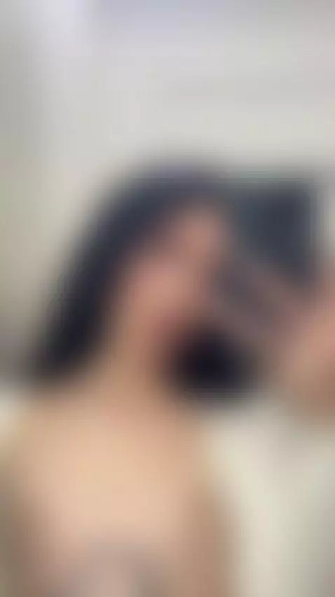 Brunette is always "more."
"More" - OnlyFans by asyaelfie