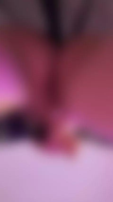 My darkness is your interest.
Interest—OnlyFans by asyaelfie