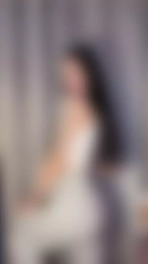 You won't be able to look away.
Then go to OnlyFans. by asyaelfie