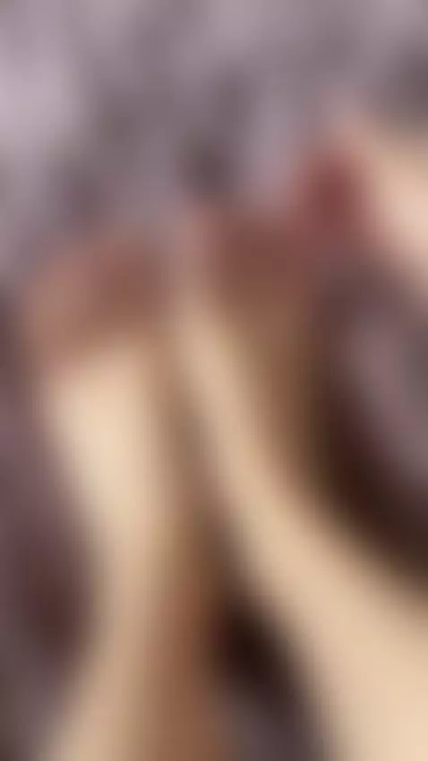 I'm keeping my attention 😈🔥
Continuing - OnlyFans by asyaelfie