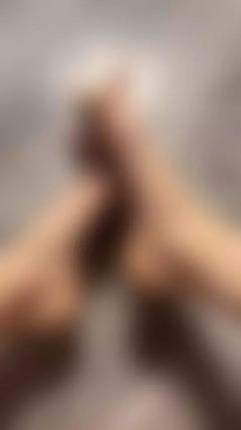 Too beautiful to stop 👀👣
Next - OnlyFans by asyaelfie
