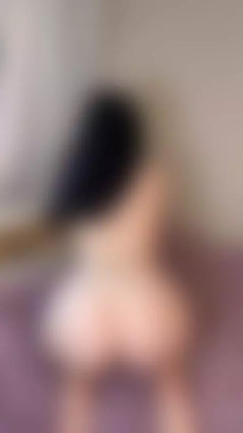 pussy was spread wide on camera. by asyaelfie