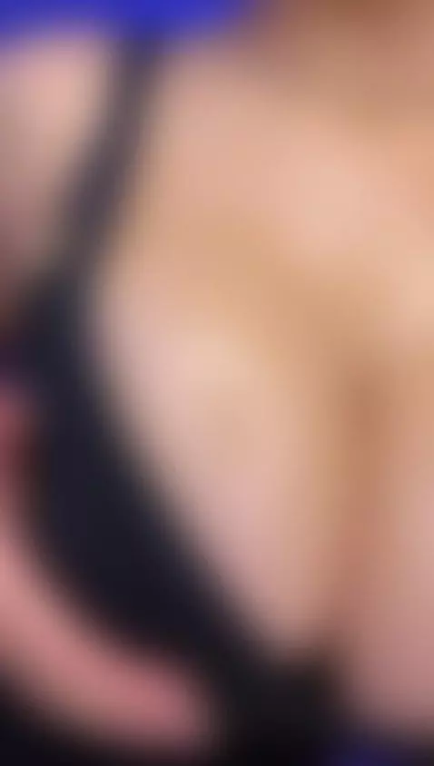 PLAY WITH MY BIGBOOBS! by seelenecarter