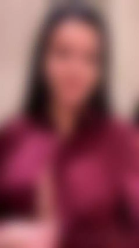 More of me in my now fav shirt😇 Look for the hottest vids of... by emmajacksonn