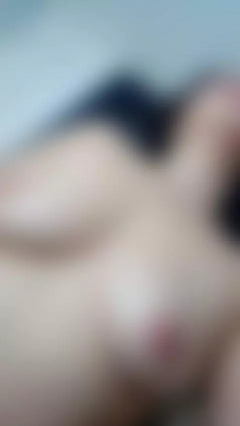 I love it when they make my pussy vibrate and it gets wet. W... by tatiana-sc