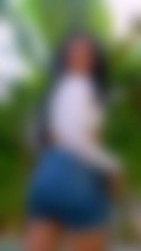 Did I bounce off you like that? 🍑 by nelav0