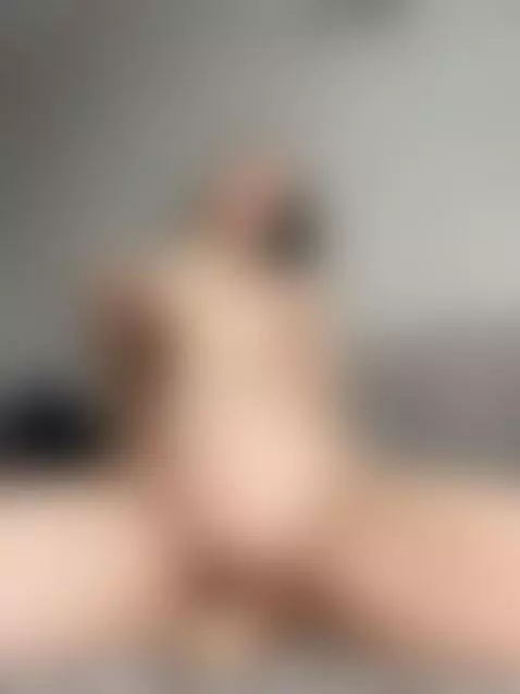 Stretch me wide: pussy on dick, ass on fingers 😈🤏🍑 by justcutiecindyy