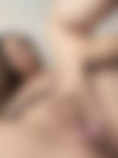 I’m in the mood to be absolutely stuffed 🍆🖐️🍆 by justcutiecindyy