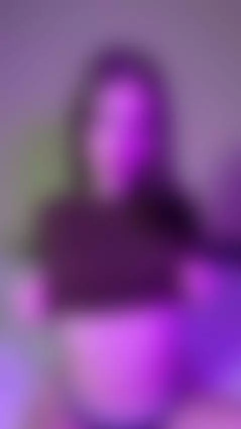 Someone is thinking about me. I feel it 💋 by rorryree