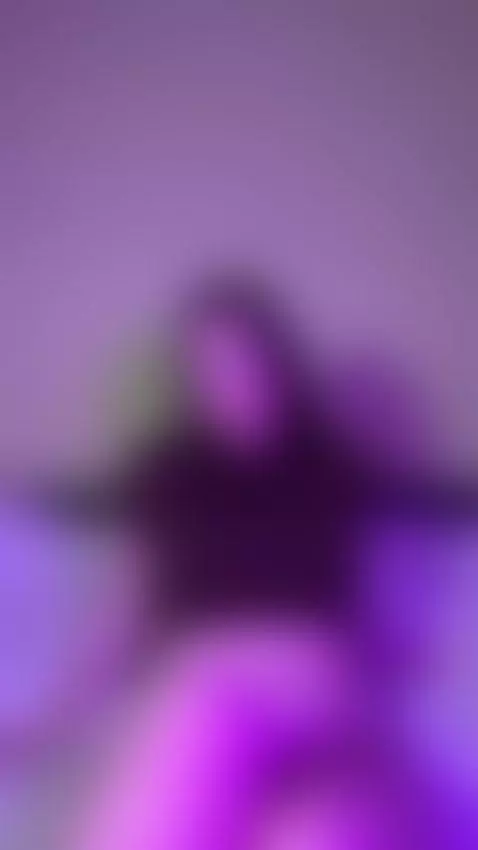 My movements deepen, but the camera only sees the beginning.... by rorryree