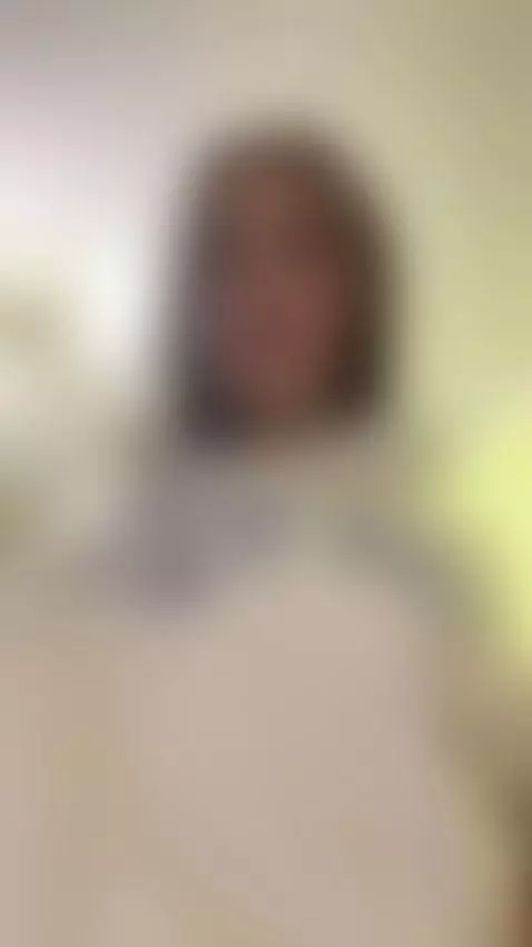 Brunettes are always a story with a sequel.
The sequel is on... by rorryree