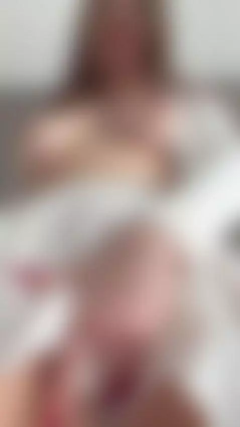 I won't leave you without an answer.
Answer - OnlyFans. by rorryree