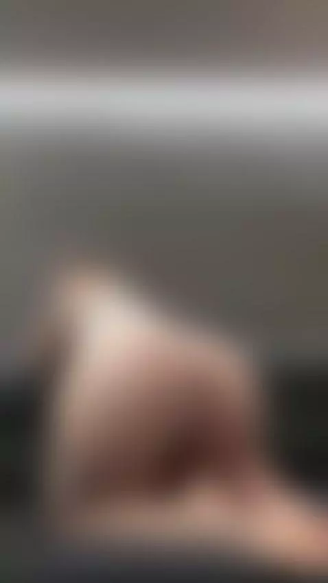 I don't show everything here.
Everything is on OnlyFans by rorryree