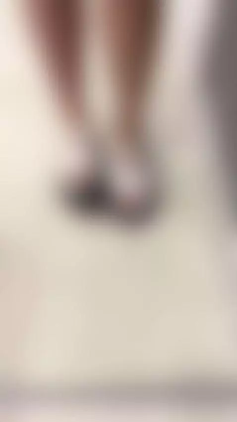 You won't be able to look away.
Then go to OnlyFans by rorryree