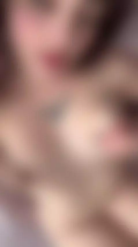 You're already hooked 🖤
Next - OnlyFans by rorryree