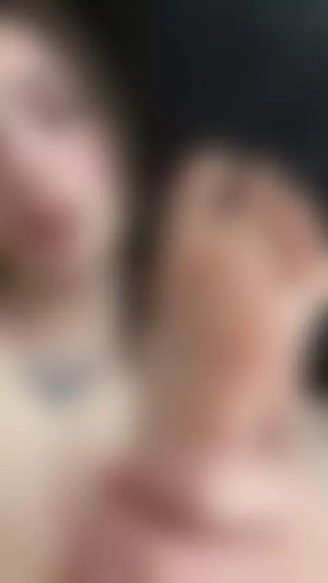 You're already hooked 😈
Don't stop - OnlyFans by rorryree