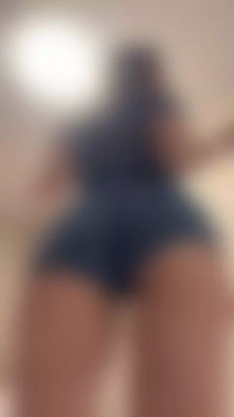 You're already hooked 👣😈
Don't stop — OnlyFans by rorryree