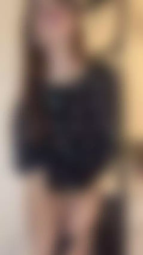 I undress slowly... so you don't miss a second by whitekristy